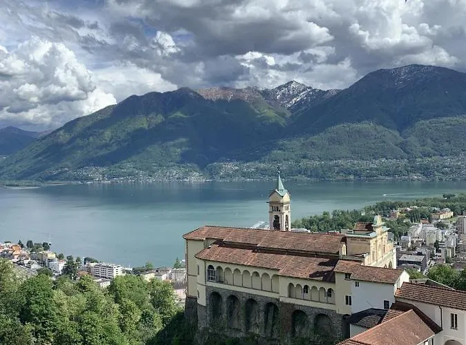 Casa Teatro Panoramico 5 Star House Dom wakacyjny Locarno